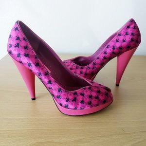Betsey Johnson Peep Toe Heels Magenta  Pink Floral